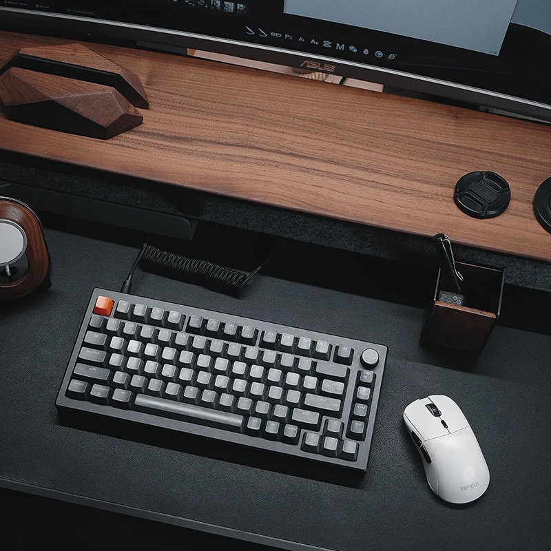 Desk Setup Workspace - Masif Ceviz Monitör Standı-Depolama Raflı Ergonomik